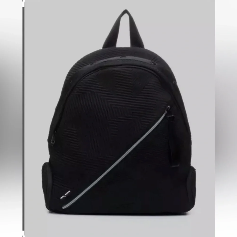 4 Piece Go Dash Dot Set | Backpack. Crossbody Bag & 2 Additional bags. 13.3”H - Picture 1 of 15